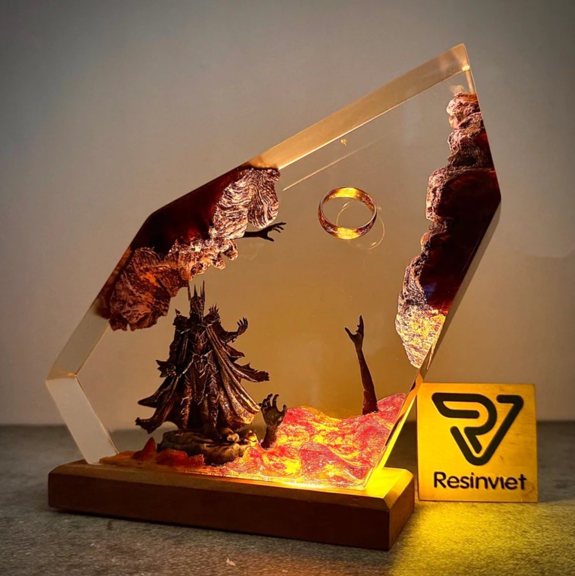 Spirit Beast Landscape Epoxy Lamp – LY317