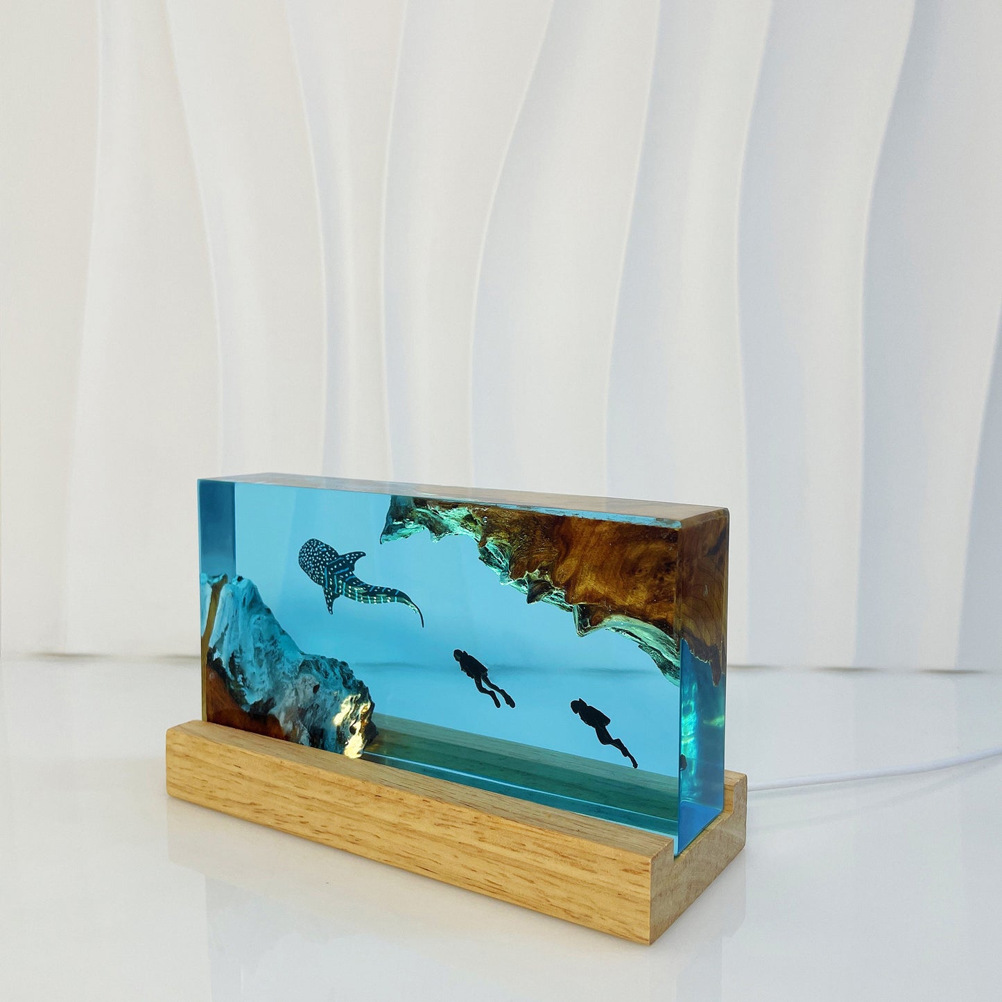 Blue Whale Ocean Epoxy Lamp - LY145