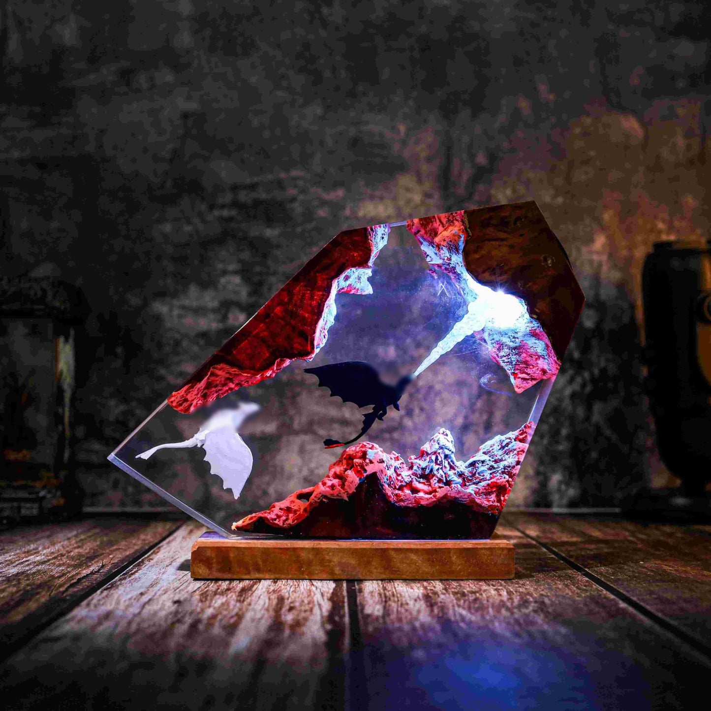 Ice Glow Whale Ocean Epoxy Lamp – LY395