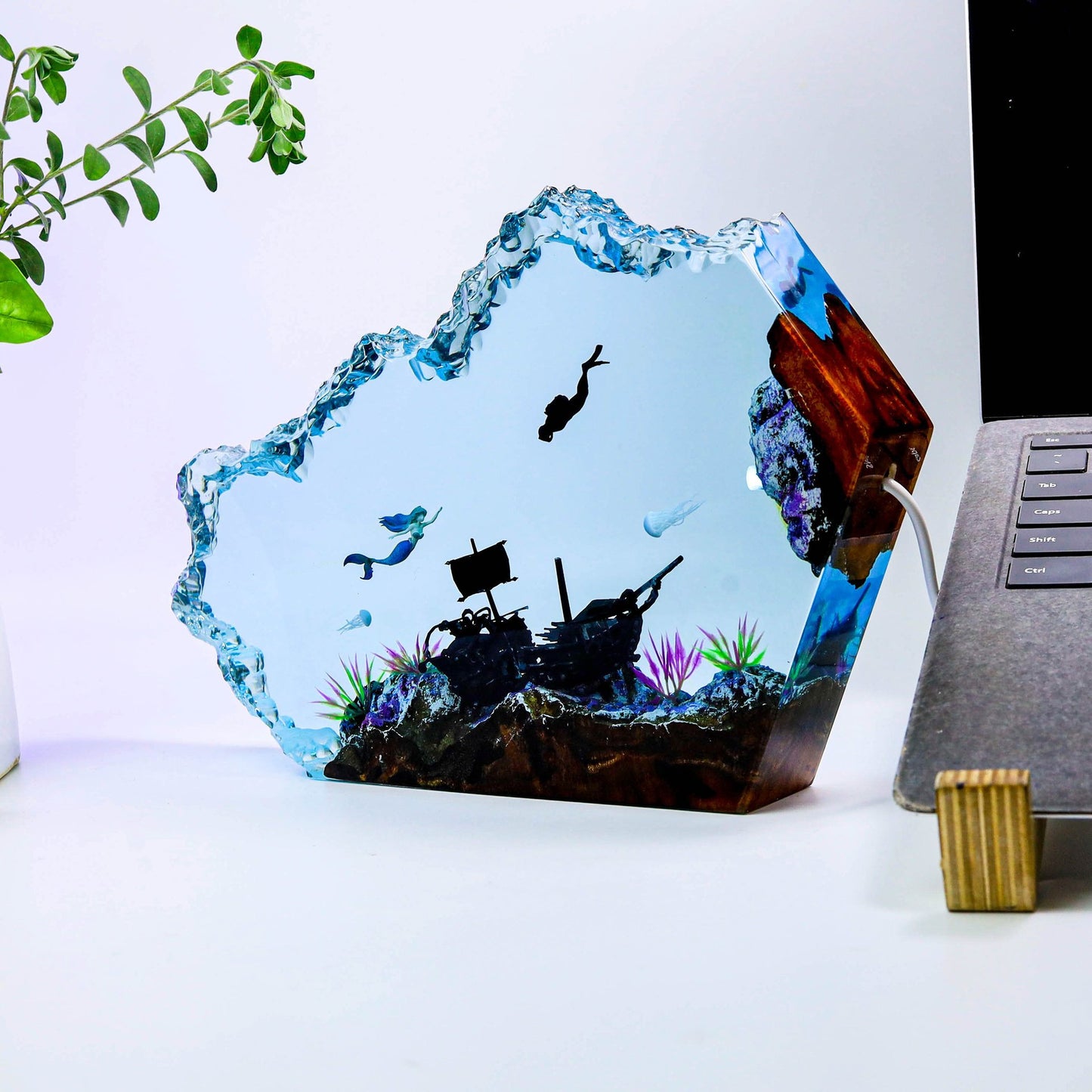Blue Ocean Breath Epoxy Lamp – LY018-1