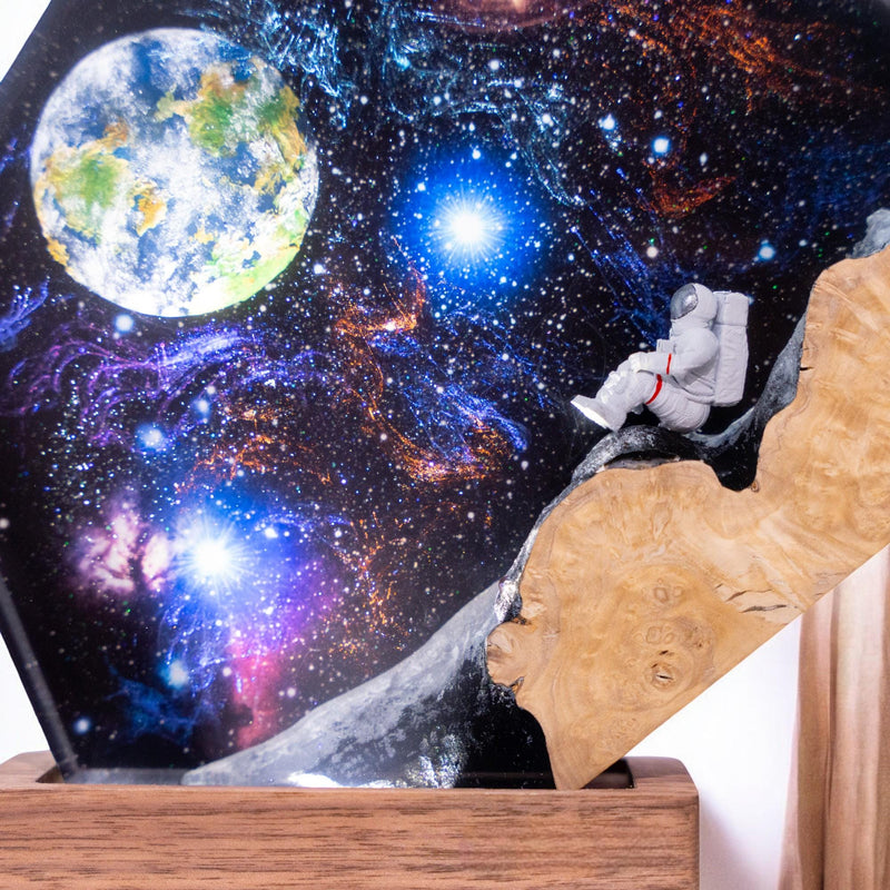 Mystic Galaxy Epoxy Lamp – LY075 – When a Quiet Corner of the Universe Enters the Living Space