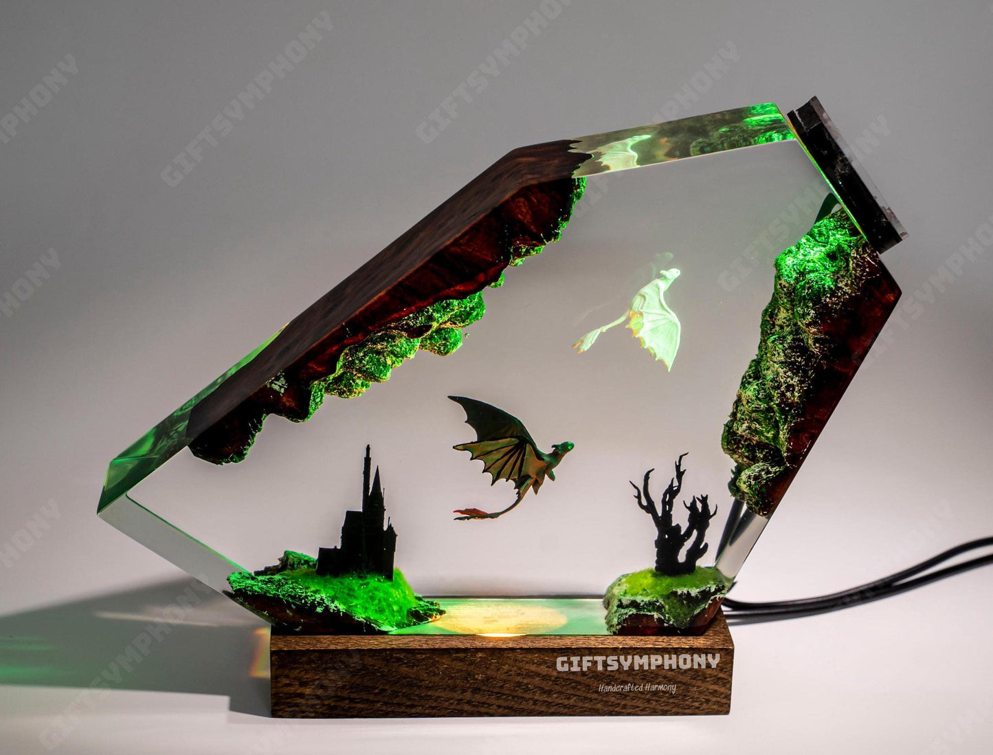 Green Aquatic Fish Epoxy Lamp – LY429