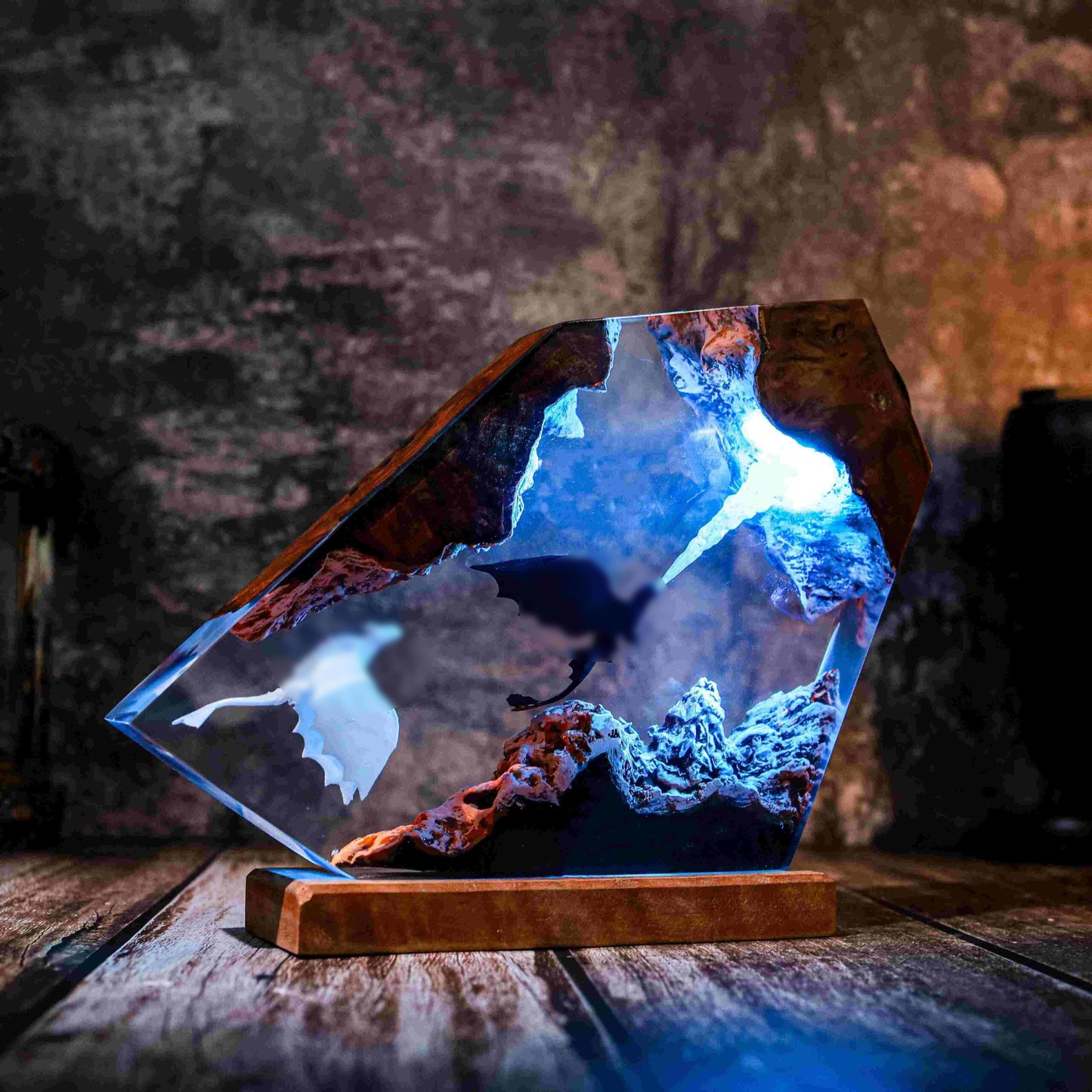 Ice Glow Whale Ocean Epoxy Lamp – LY395