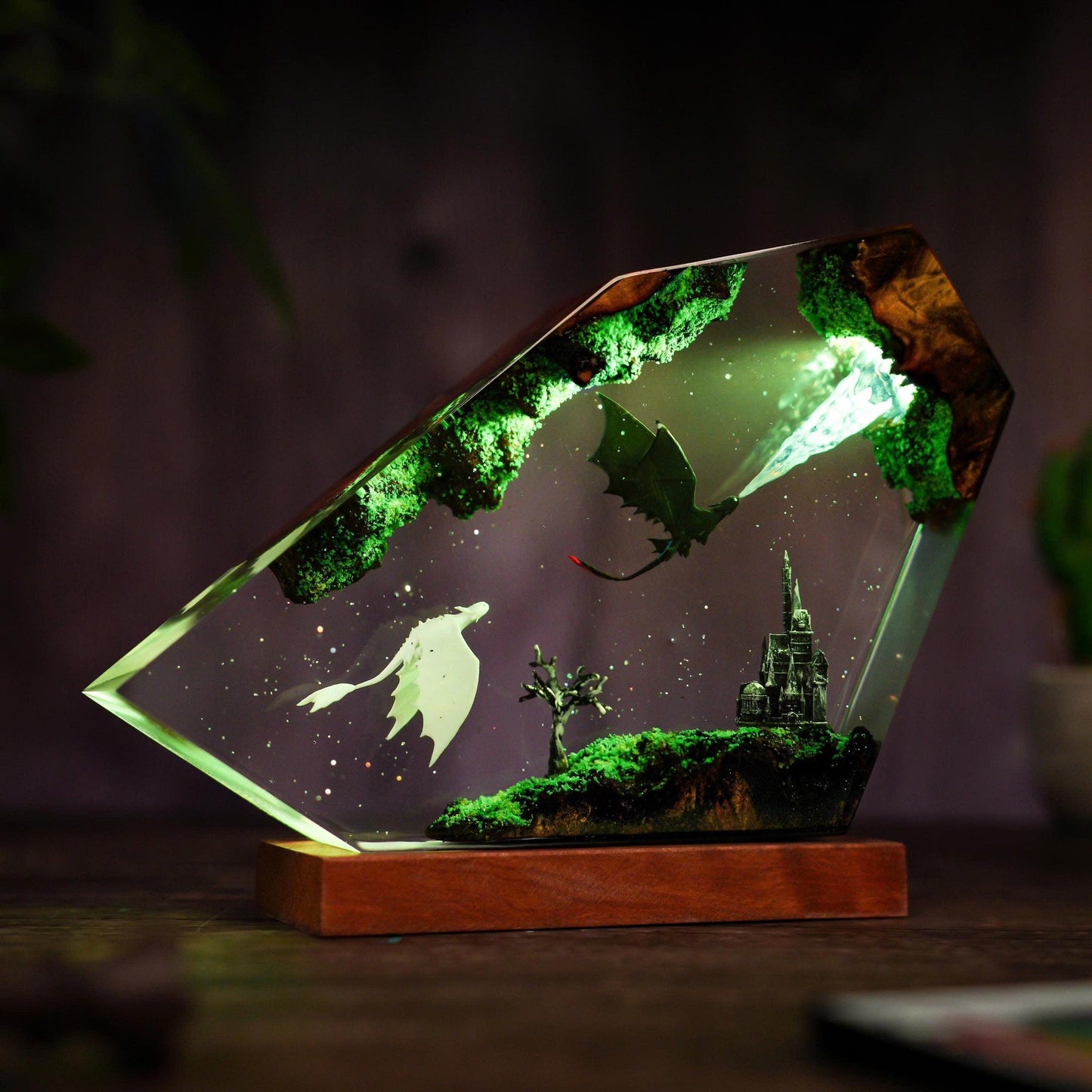Green Crystal Epoxy Lamp – LY458