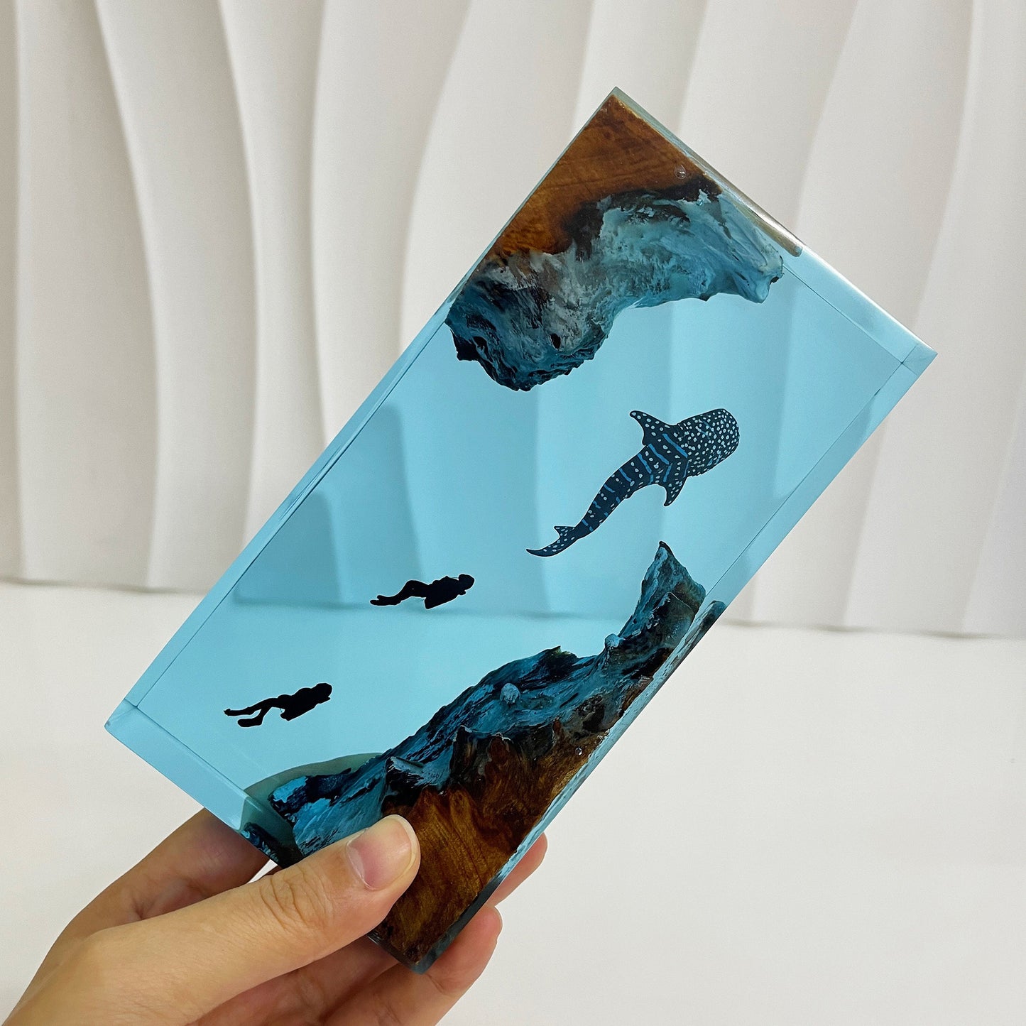 Blue Whale Ocean Epoxy Lamp - LY145