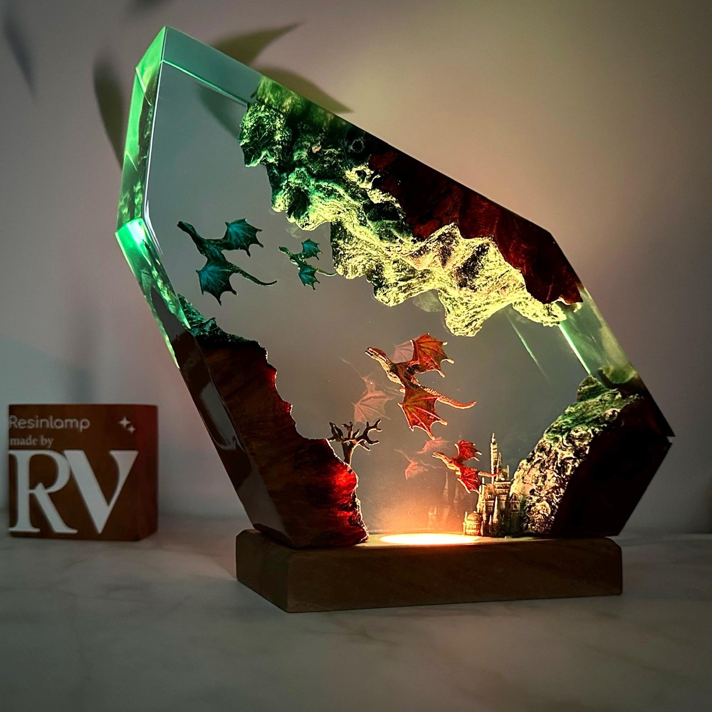 Perched Bats Sunset Epoxy Lamp – LY052