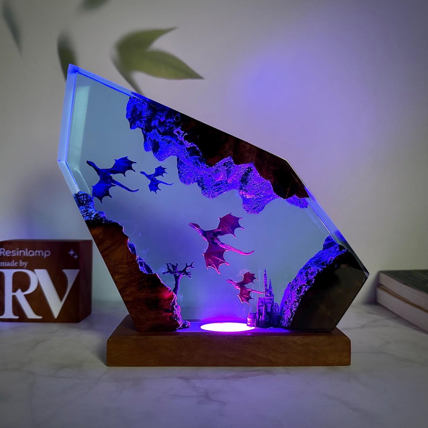 Perched Bats Sunset Epoxy Lamp – LY052