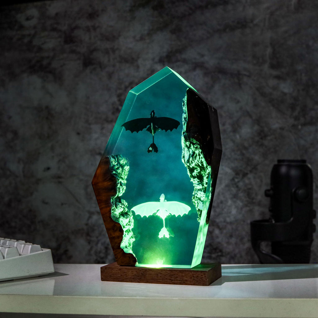 Blue Shark Ocean Column Epoxy Lamp – LY430