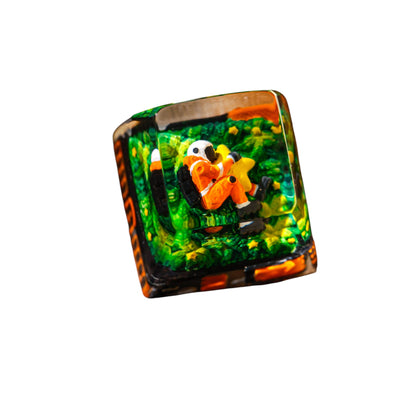 Keycap Astronaut Hugging Star Orange | Artisan Mechanical Keycap