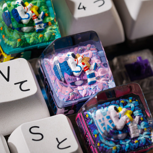 Keycap Astronaut Hugging Star Blue | Artisan Mechanical Keycap