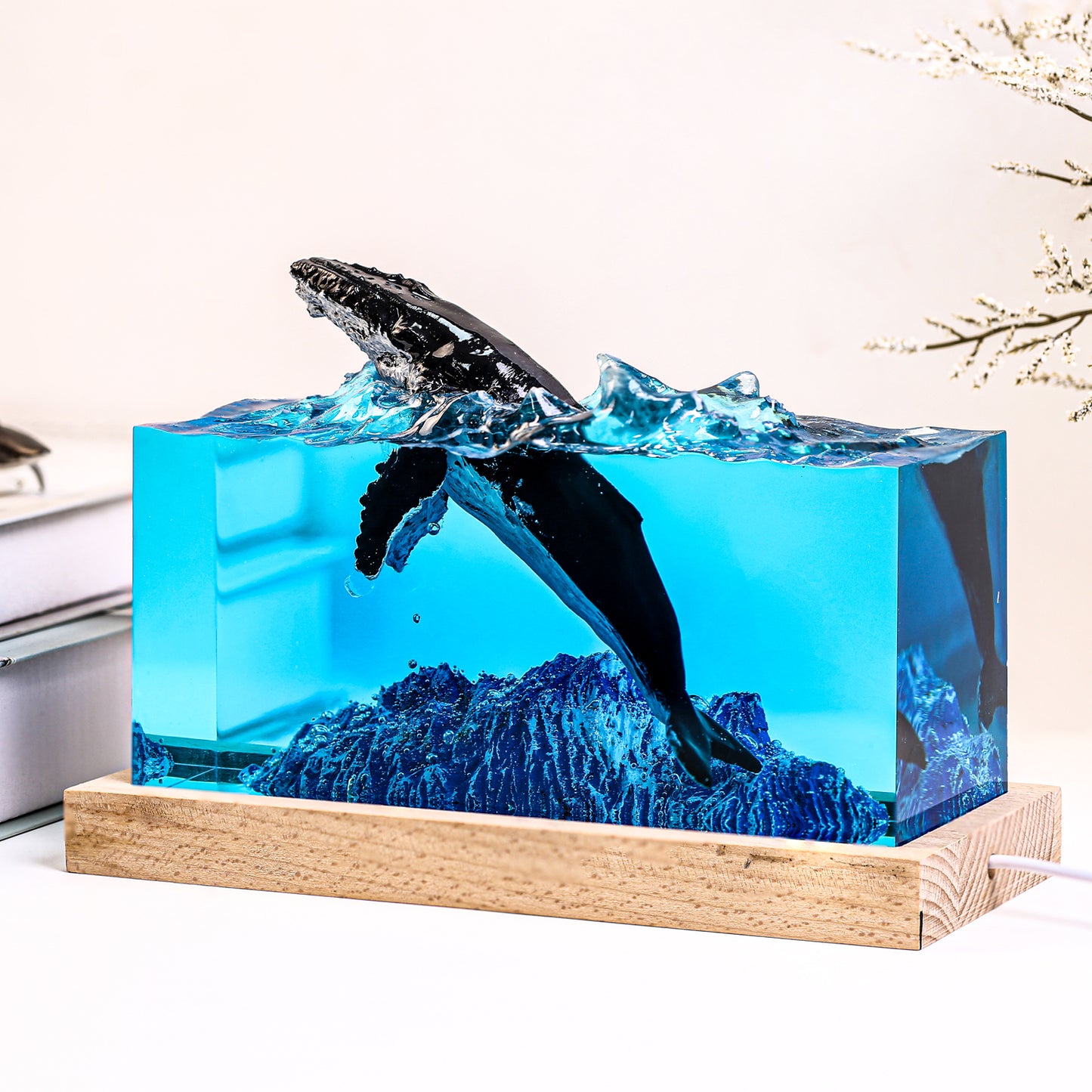 Ocean Dolphin Epoxy Lamp – LY472