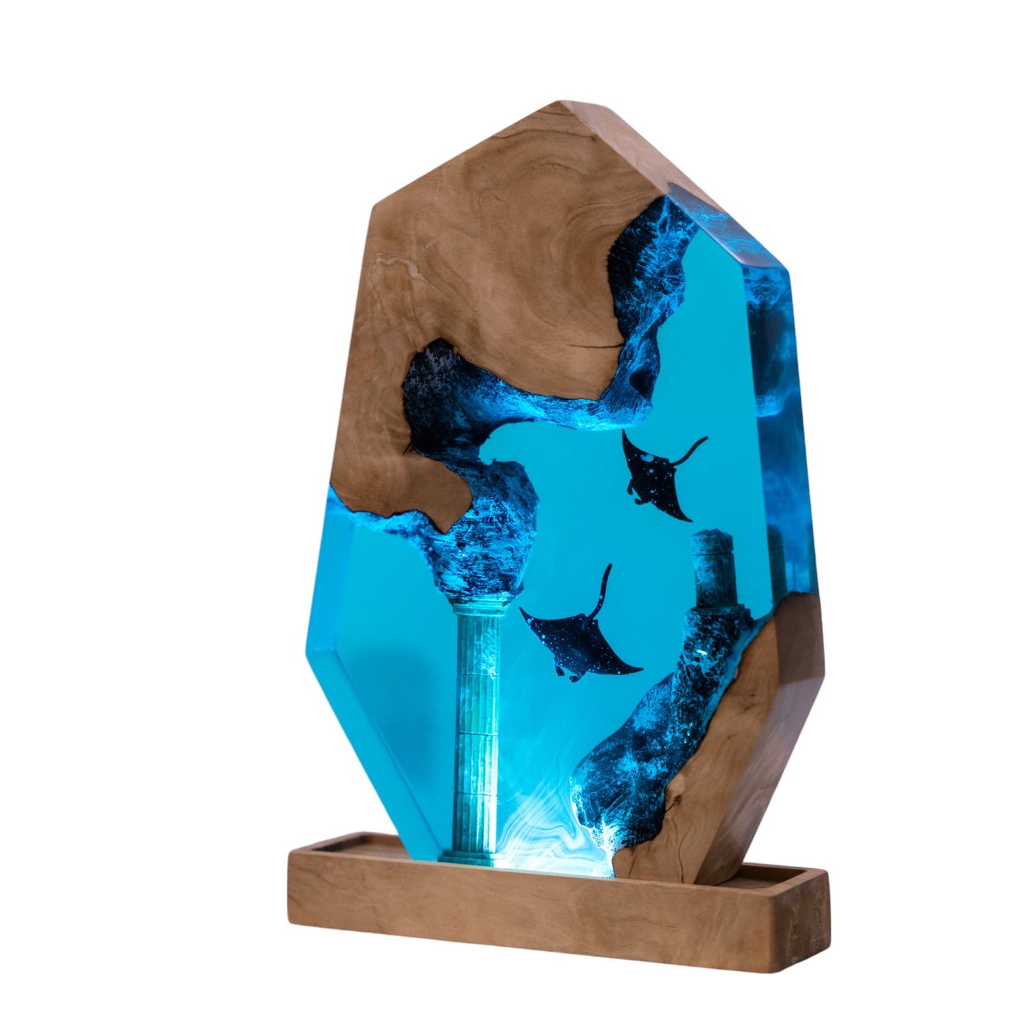 Stingray Resin Lamp – Ocean Night Light – Signature Edition