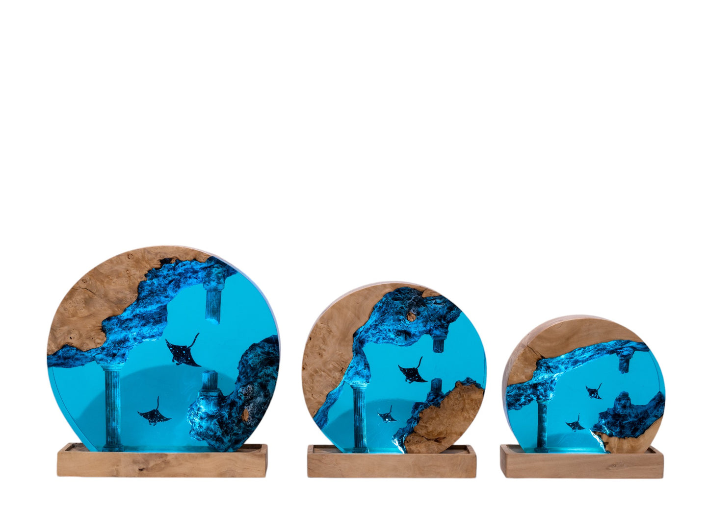Stingray Column Resin Lamp – Ocean Night Light