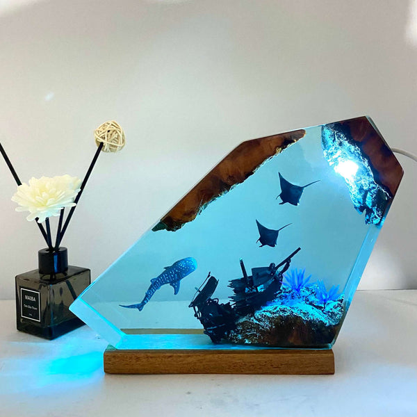 Ocean Exploration Epoxy Resin Lamp LY015-1