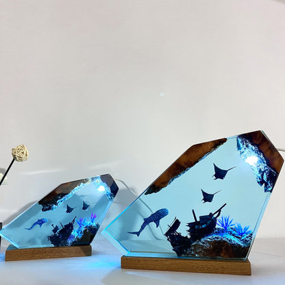 Ocean Exploration Journey Epoxy Lamp – LY015-1