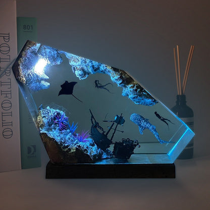 Deep Ocean Scenery Epoxy Lamp – LY011-1
