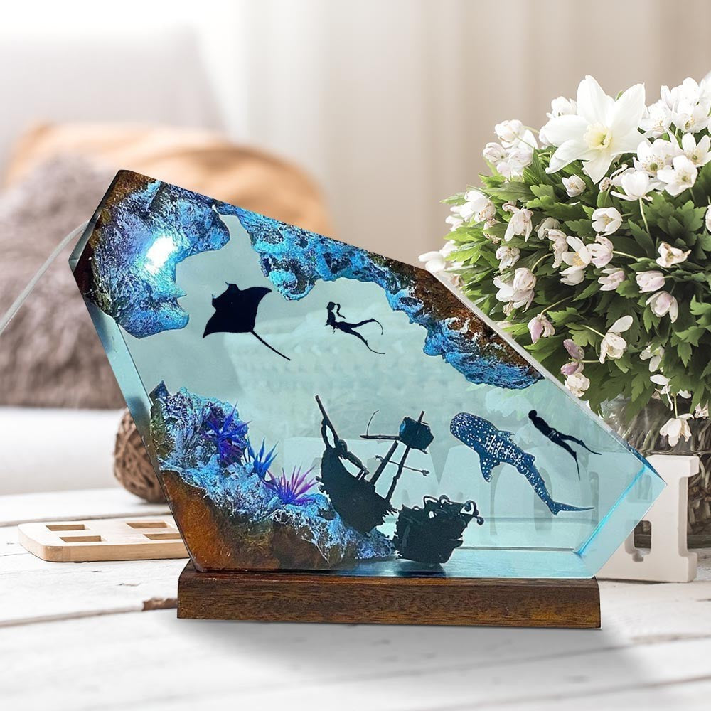 Deep Ocean Scenery Epoxy Lamp – LY011-1