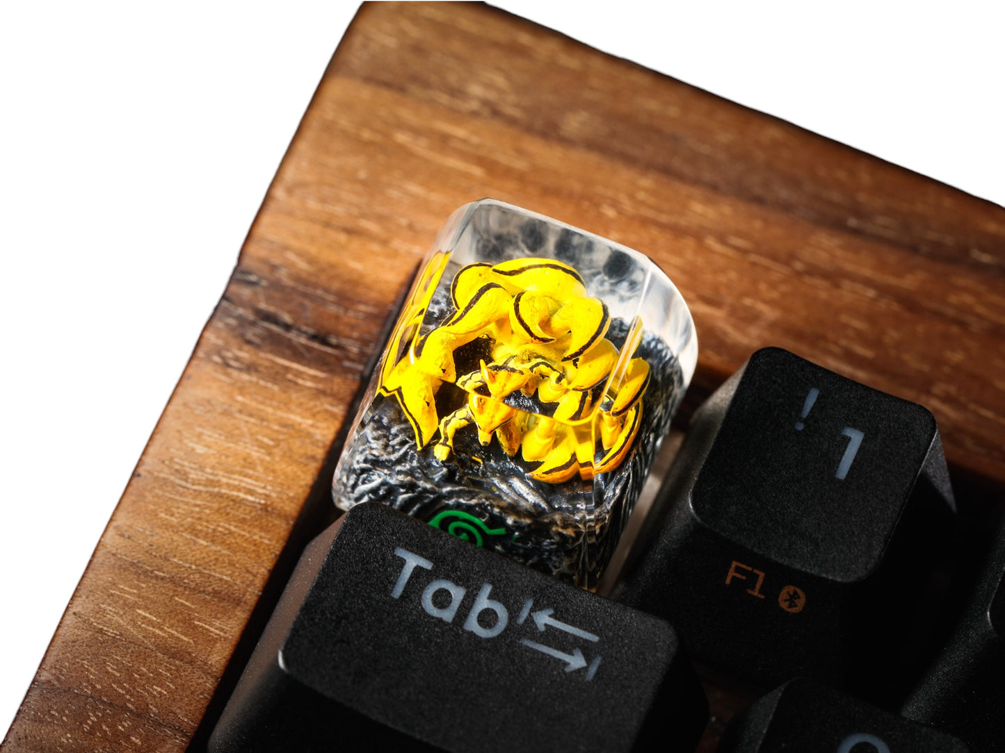 Keycap Nine Tails Yellow | Artisan Mechanical Keycap